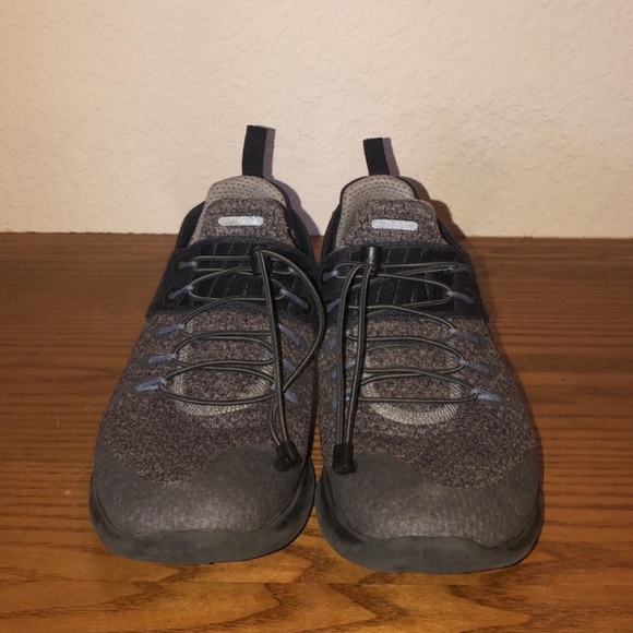 Black Nike Sneakers - Picture 3 of 8